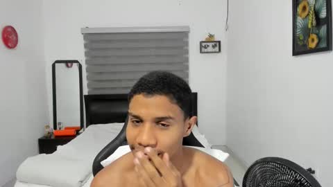 Ethan  online show from December 21, 10:50 pm