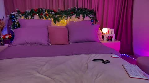 Sia online show from December 22, 12:07 am