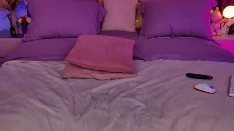 Sia online show from February 1, 3:08 am