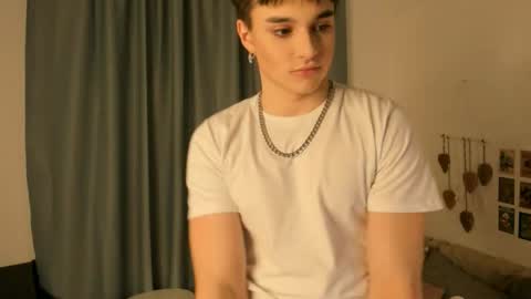 Henry online show from February 27, 8:42 pm