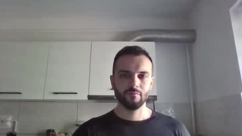 Snapshot of cosmincosmin16 chatting on October 25, 11:29 am cosmincosmin16 online show from October 25, 11:29 am