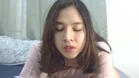 Liz Gwyneth Charlota online show from March 19, 7:12 am