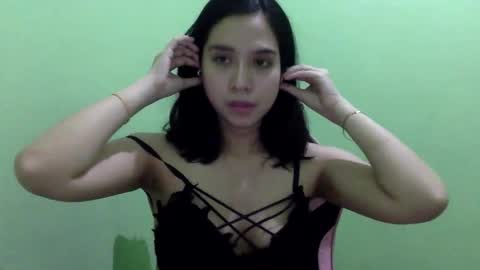 Snapshot of cottoncandygirl9898 chatting on April 29, 12:09 pm Liz Gwyneth Charlota online show from April 29, 12:09 pm