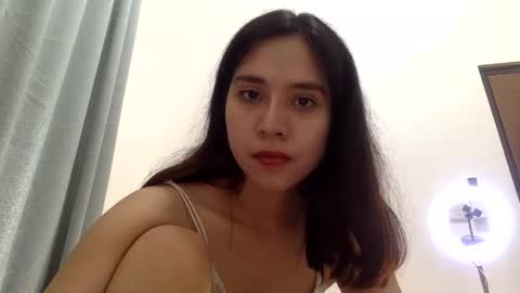 Snapshot of cottoncandygirl9898 chatting on May 22, 3:13 am Liz Gwyneth Charlota online show from May 22, 3:13 am