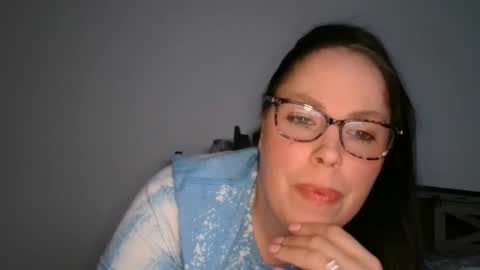 Snapshot of countrylovin2018 chatting on January 23, 1:19 am Fallen Angel 21 online show from January 23, 1:19 am