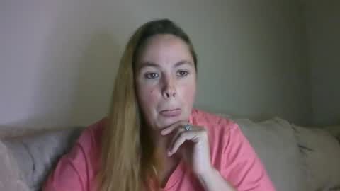 Snapshot of countrylovin2018 chatting on October 1, 1:55 am Fallen Angel 21 online show from October 1, 1:55 am