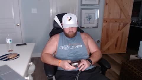 Snapshot of countrystrong53 chatting on February 11, 5:07 pm countrystrong35 online show from February 11, 5:07 pm