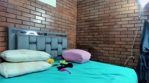 Andrea and Scott online show from September 24, 9:23 am