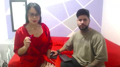 couple_hot069 online show from February 20, 5:48 am
