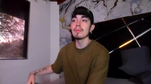 couple_in_heat_ online show from March 4, 8:04 pm