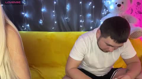 Emily  Ryan online show from November 29, 7:39 pm