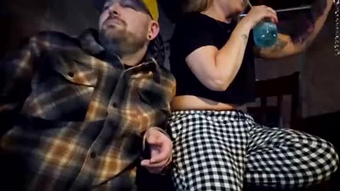 coupleoffantastics online show from April 3, 8:23 am