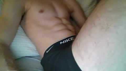 Snapshot of couplequckies chatting on December 20, 5:36 am couplequckies online show from December 20, 5:36 am