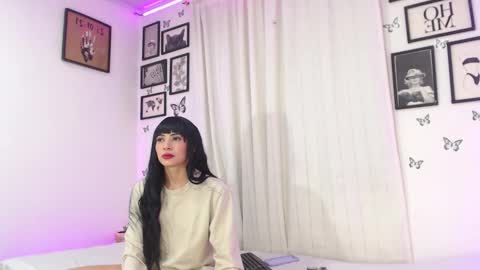 Juli and Liam online show from December 18, 4:42 am