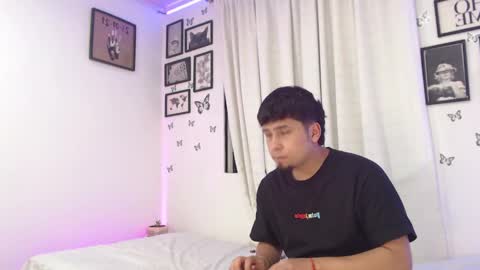 Juli and Liam online show from December 23, 7:49 am