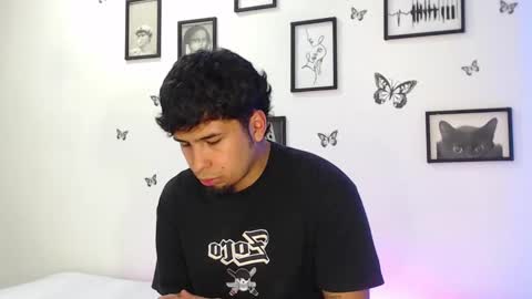 Juli and Liam online show from January 4, 4:44 am