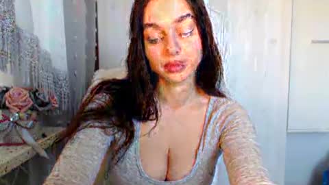 Courtney online show from April 21, 7:14 am