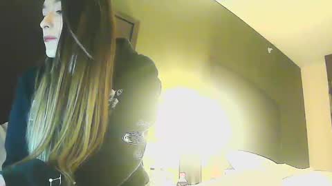 Snapshot of courtscutekitty chatting on February 9, 11:47 am courtscutekitty online show from February 9, 11:47 am