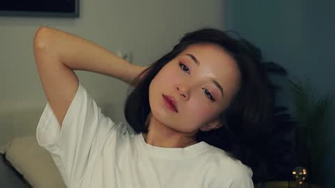 Yui online show from January 30, 7:07 am