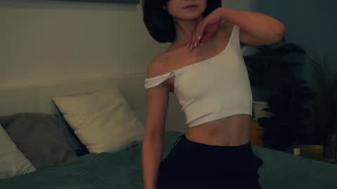 Yui online show from February 1, 10:37 am