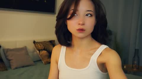 Yui online show from February 17, 7:15 am