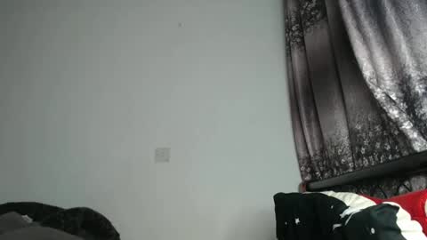 Erykah online show from April 21, 8:23 pm