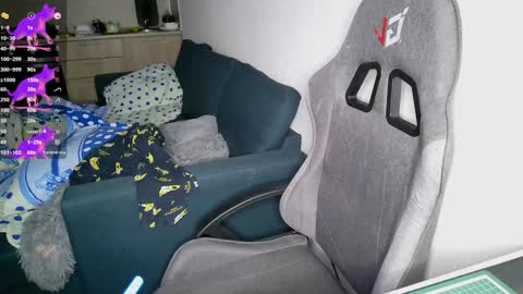 Snapshot of crash_test13 chatting on January 22, 8:49 pm crash_test13 online show from January 22, 8:49 pm