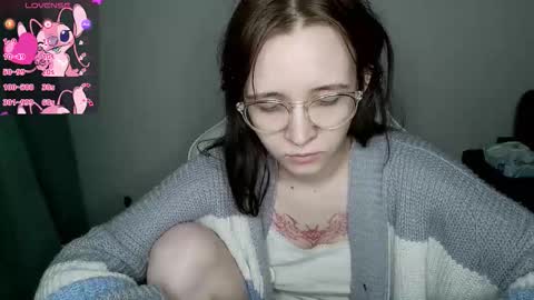 Snapshot of crash_test13 chatting on October 17, 4:20 pm crash_test13 online show from October 17, 4:20 pm