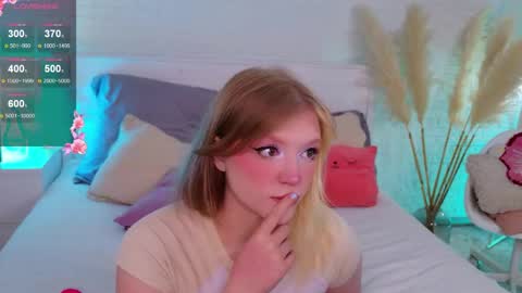 Sonya online show from May 28, 10:18 pm