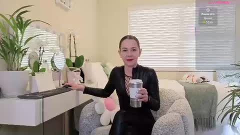 Snapshot of crazy_ass_stacy chatting on July 20, 1:24 pm Stacy 2pm to 6pm mon-fri 3 CAT online show from July 20, 1:24 pm