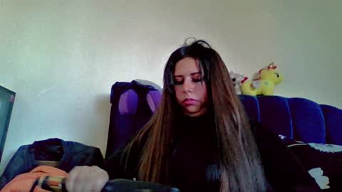 crazy_bitch3000 online show from February 18, 9:11 pm