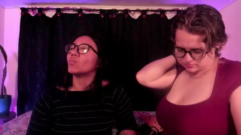 Lexie  Rose  online show from February 23, 3:15 am
