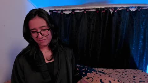 Lexie  Rose  online show from April 8, 2:11 am