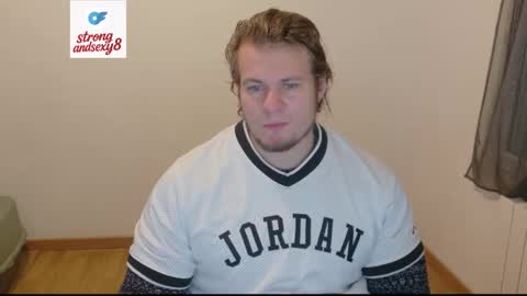 crazyangel8 online show from January 12, 2:00 pm