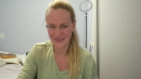 Anny online show from March 9, 12:14 am