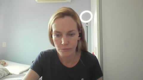 Anny online show from March 17, 3:59 pm