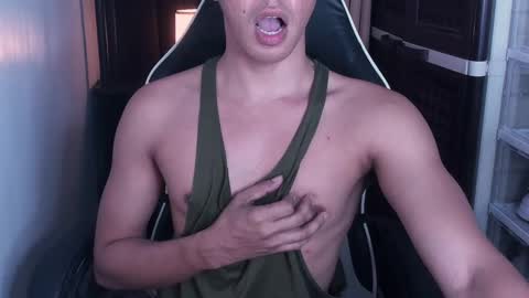 Snapshot of crazyasiancum chatting on January 31, 4:47 am Zion online show from January 31, 4:47 am