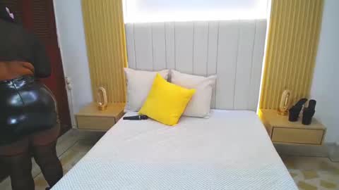 Sara online show from March 29, 12:49 pm