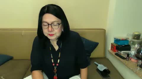 Kelly   online show from February 24, 4:38 pm