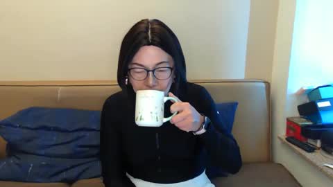 Kelly   online show from June 7, 7:34 am