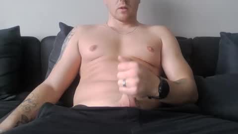 Snapshot of crazyd101 chatting on October 10, 8:46 am CrazyDI0I online show from October 10, 8:46 am