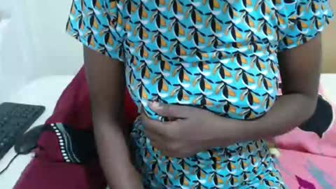 Snapshot of crazyebonie chatting on October 15, 7:14 pm Ebonie online show from October 15, 7:14 pm