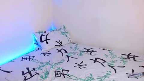 Mely online show from September 29, 4:06 am