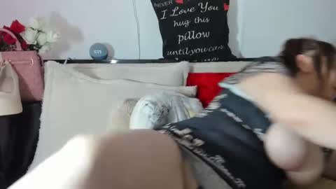 LAURA online show from February 7, 3:08 pm