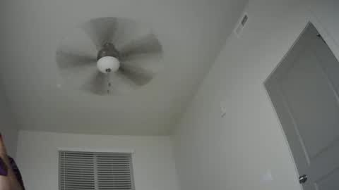 Snapshot of crazyguy777x chatting on November 16, 4:40 am crazyguy777x online show from November 16, 4:40 am