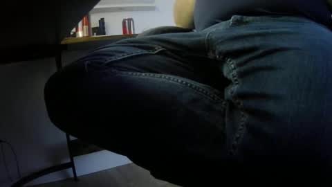 Snapshot of crazyguy777x chatting on March 2, 2:36 am crazyguy777x online show from March 2, 2:36 am