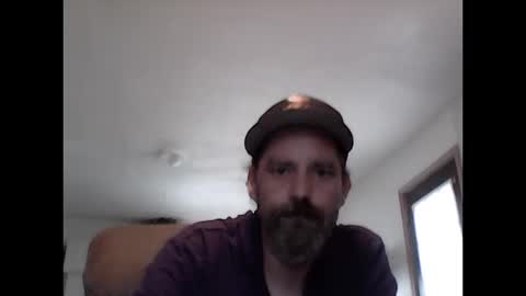 Snapshot of crazyheratic8 chatting on October 11, 1:31 pm crazyheratic8 online show from October 11, 1:31 pm