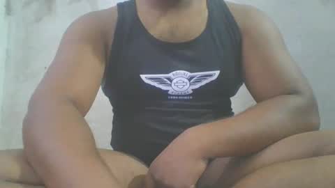 Snapshot of crazzy_booy chatting on May 7, 4:51 am crazzy_booy online show from May 7, 4:51 am