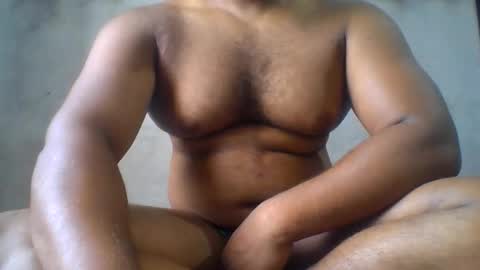Snapshot of crazzy_booy chatting on May 22, 3:24 am crazzy_booy online show from May 22, 3:24 am