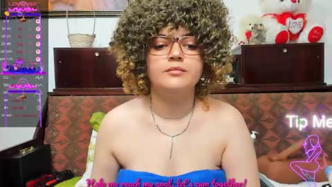 Ana  online show from April 26, 8:39 pm